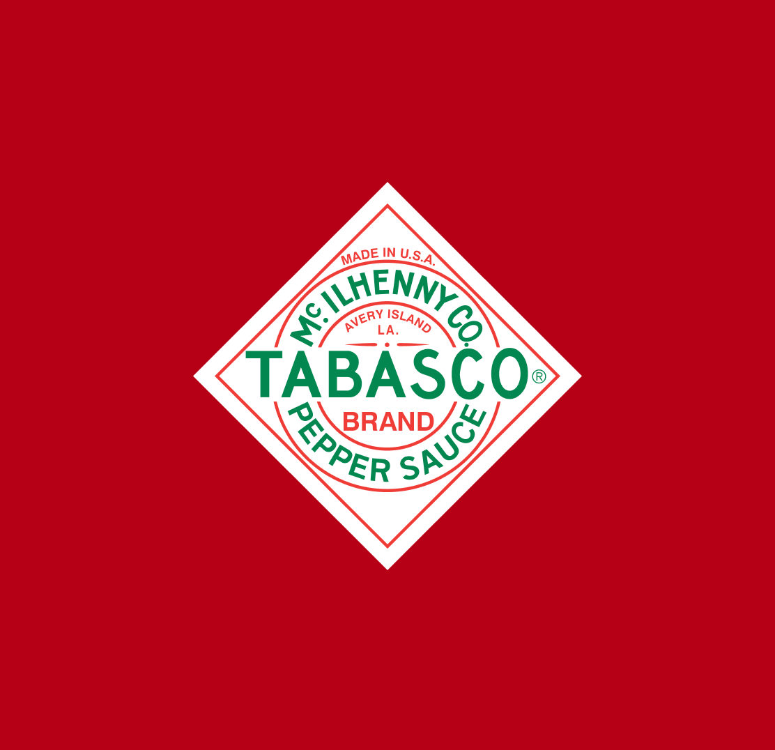 Logo design for the brand Redo on green gradient background